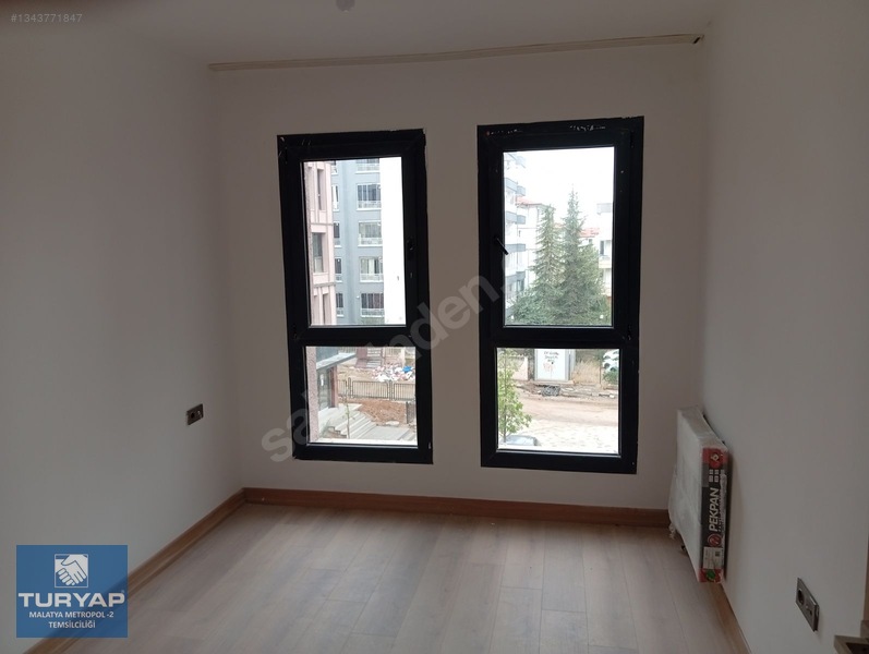 Turyap Metropol'den Çöşnükte Kiralık 3+1 Toki Dairesi — fotoğraf 7