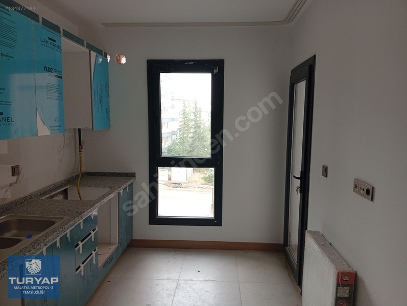 Turyap Metropol'den Çöşnükte Kiralık 3+1 Toki Dairesi — fotoğraf 8