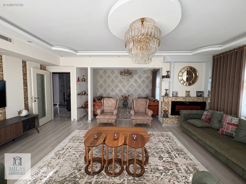 Mavi Şehir Sitesinde Özel Havuzlu 6+2 Satılık Dubleks — fotoğraf 8