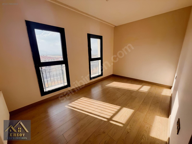 Ersoy Emlaktan 3+1 1.bölge 1.etap Kiralık Ful Yapılı — fotoğraf 2
