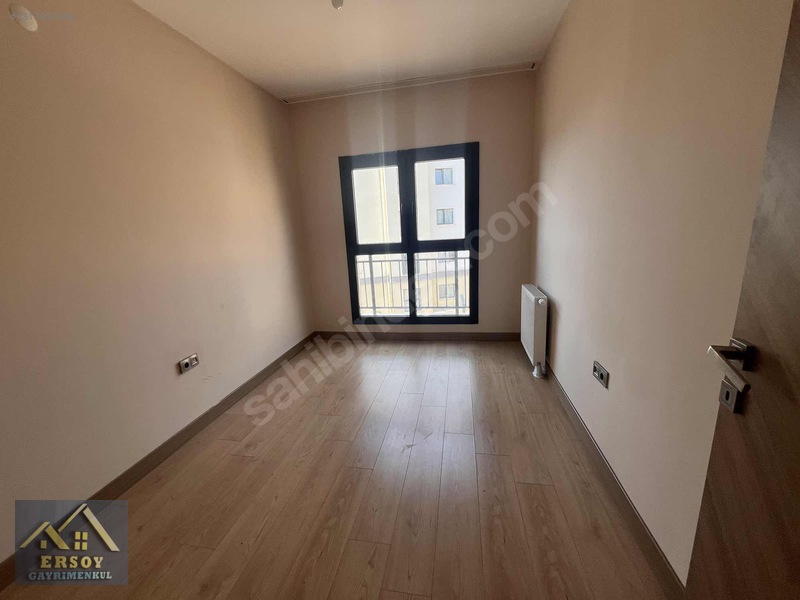 Ersoy Emlaktan 3+1 1.bölge 1.etap Kiralık Ful Yapılı — fotoğraf 3