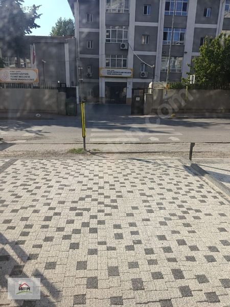 Göztepe Lise Karşısında 13m2 Boş Kombili Dükkan — fotoğraf 20