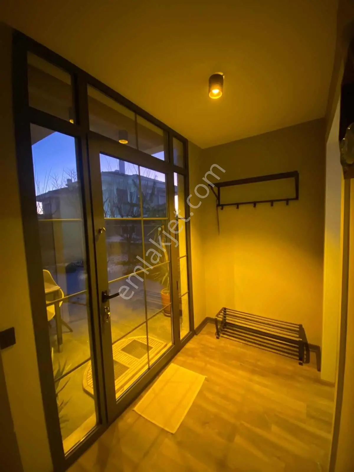 Çeşme Şifne'De Denize Yakın 3+1 Bakımlı Garajlı Villa — fotoğraf 8