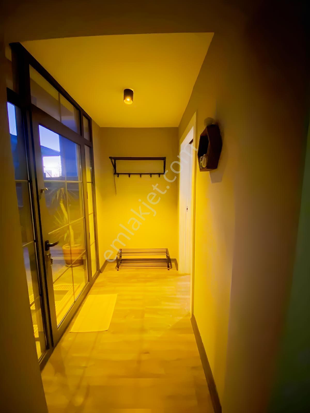 Çeşme Şifne'De Denize Yakın 3+1 Bakımlı Garajlı Villa — fotoğraf 10