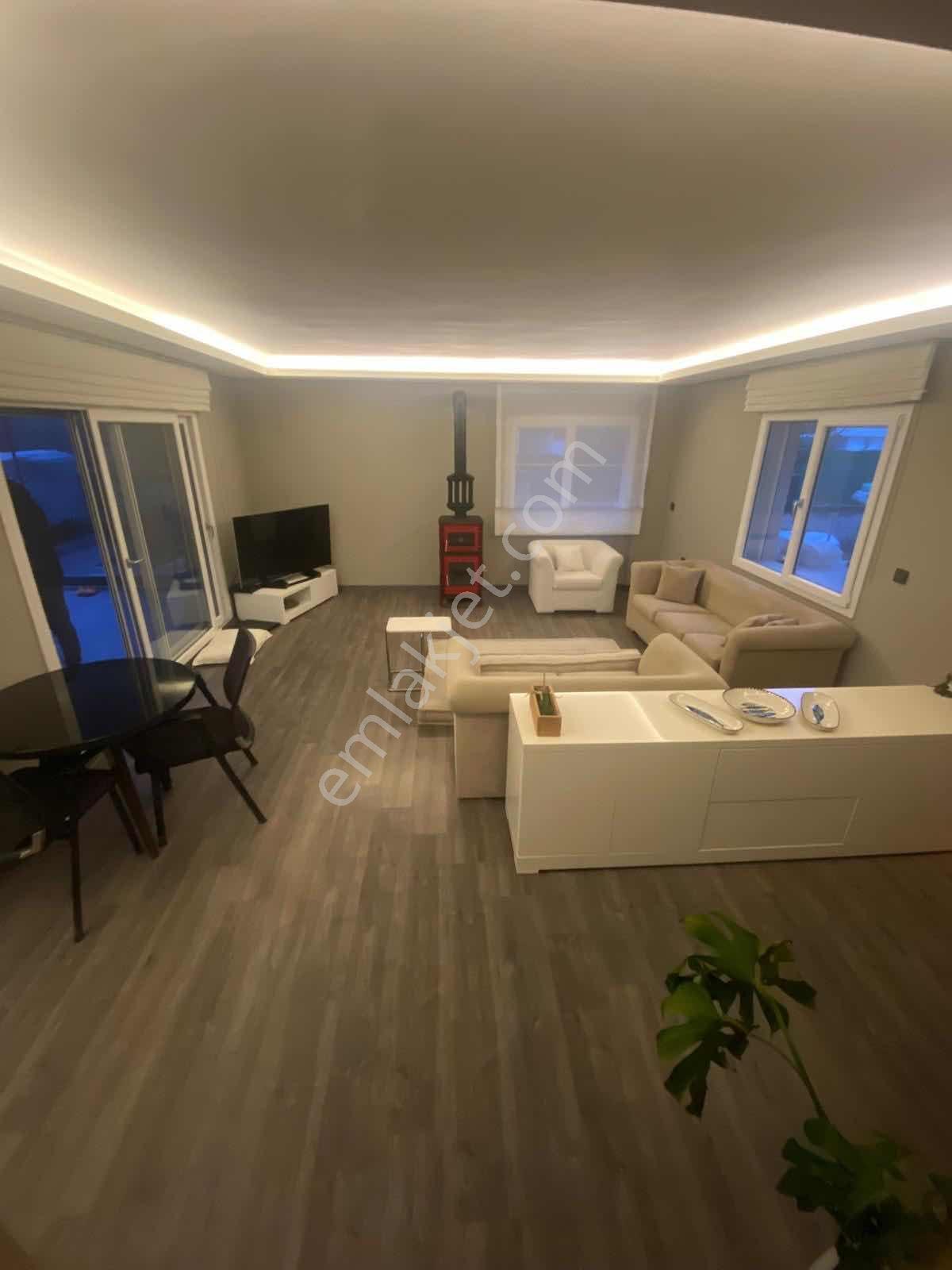Çeşme Şifne'De Denize Yakın 3+1 Bakımlı Garajlı Villa — fotoğraf 25