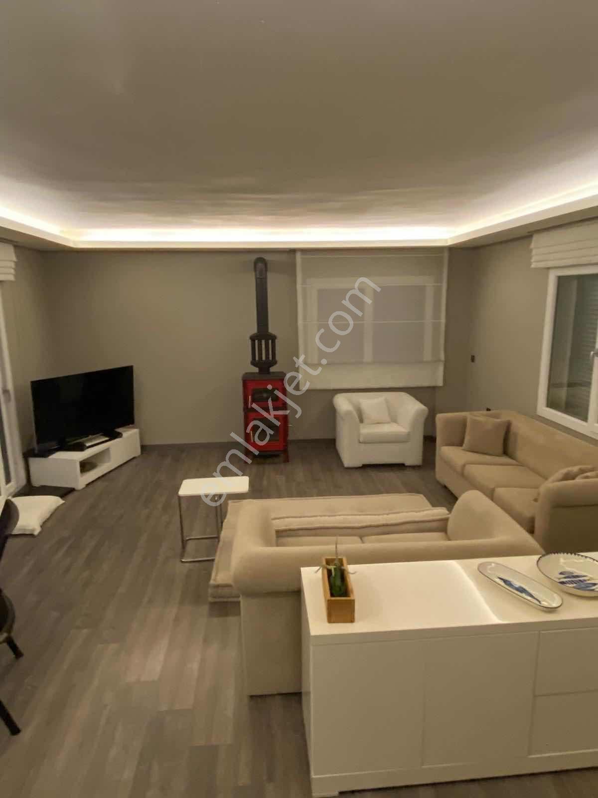 Çeşme Şifne'De Denize Yakın 3+1 Bakımlı Garajlı Villa — fotoğraf 27