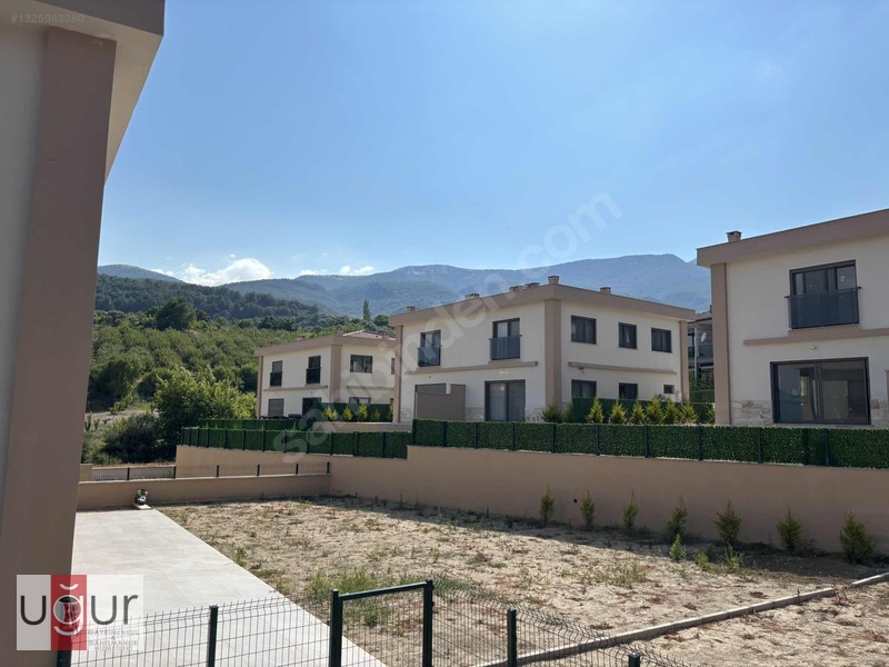 Doğa İle İç İçe Sıfır Villa — fotoğraf 3