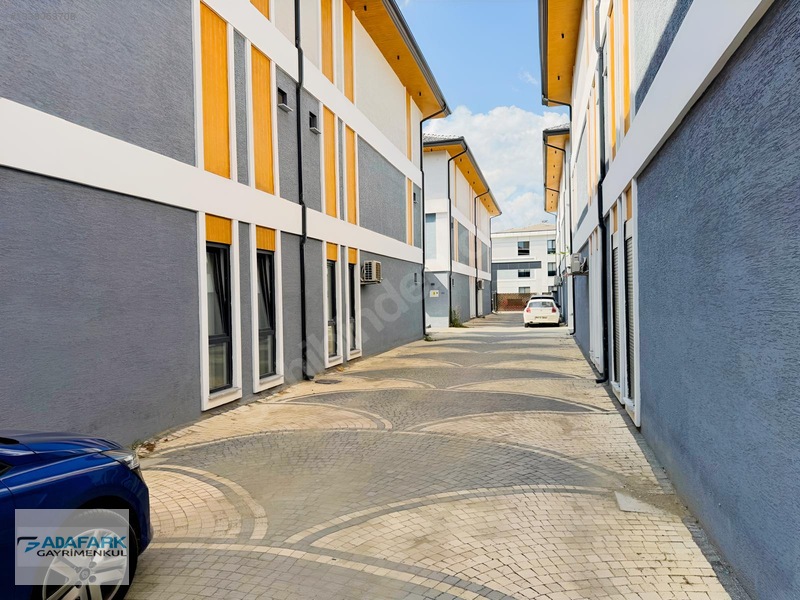 Yeni Stad Yakını Bahçe Kullanımlı Ve Teraslı Satılık Villa — fotoğraf 6
