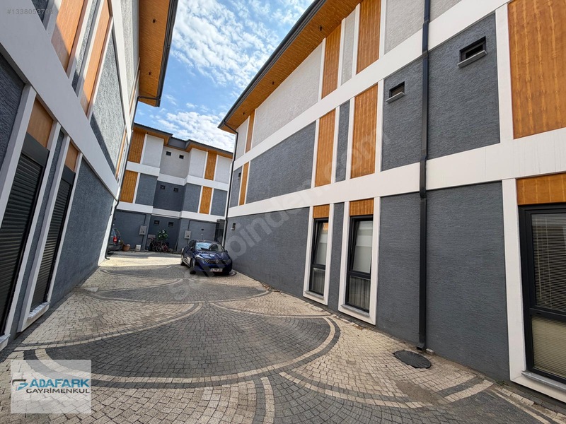 Yeni Stad Yakını Bahçe Kullanımlı Ve Teraslı Satılık Villa — fotoğraf 7