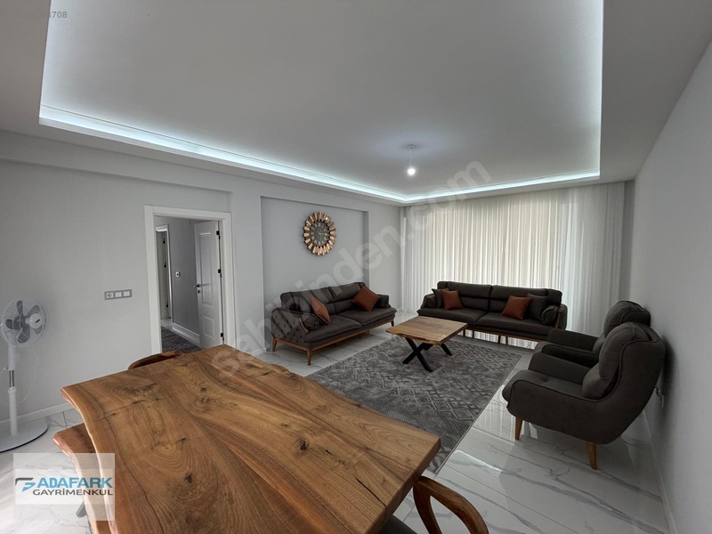 Yeni Stad Yakını Bahçe Kullanımlı Ve Teraslı Satılık Villa — fotoğraf 9