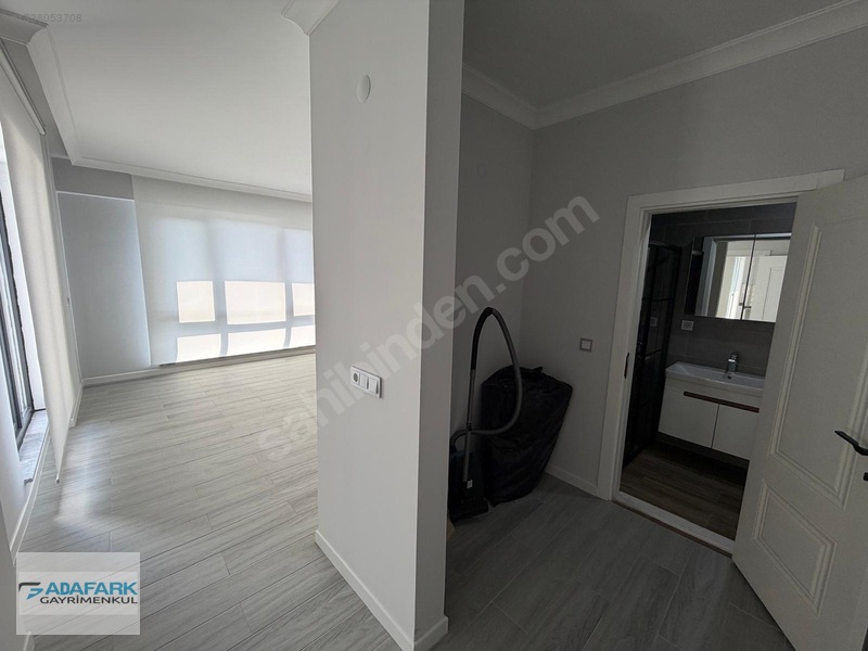 Yeni Stad Yakını Bahçe Kullanımlı Ve Teraslı Satılık Villa — fotoğraf 12