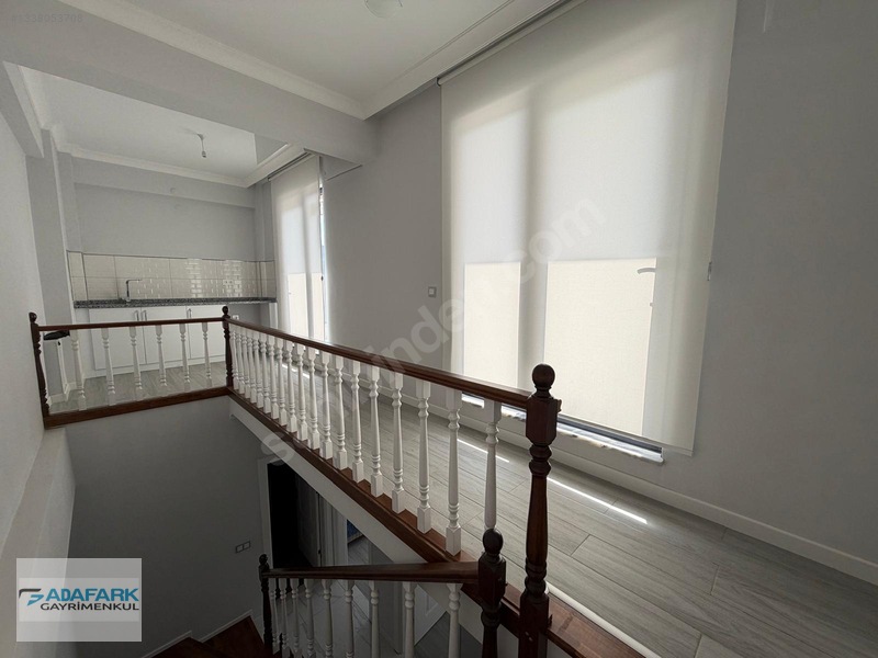 Yeni Stad Yakını Bahçe Kullanımlı Ve Teraslı Satılık Villa — fotoğraf 21