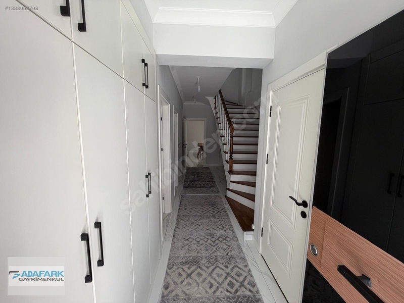 Yeni Stad Yakını Bahçe Kullanımlı Ve Teraslı Satılık Villa — fotoğraf 27