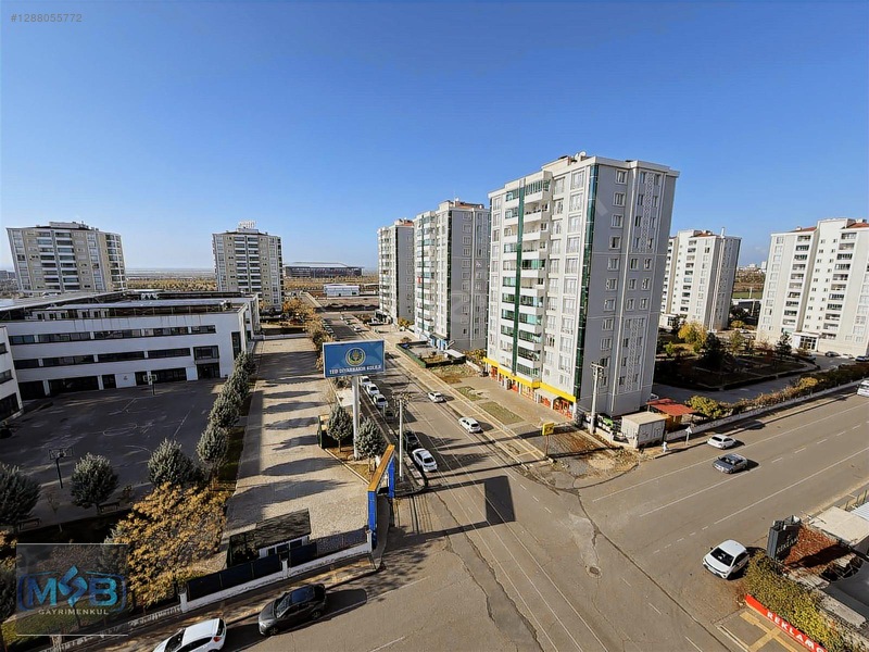 Msb Gayrimenkul'den Stadyum Yolu Üzeri Satılık 4.5+1 Lüx Daire — fotoğraf 2