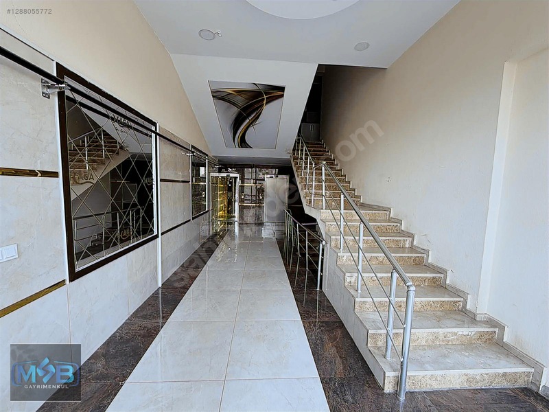 Msb Gayrimenkul'den Stadyum Yolu Üzeri Satılık 4.5+1 Lüx Daire — fotoğraf 3