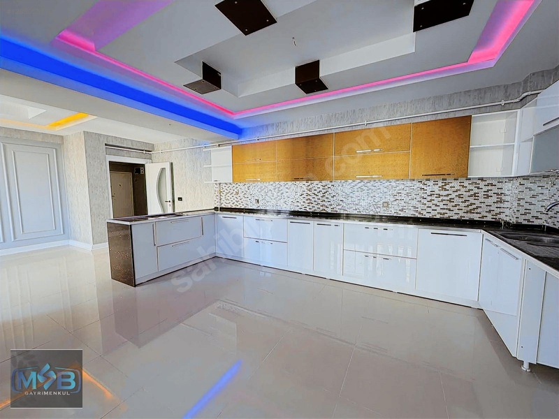 Msb Gayrimenkul'den Stadyum Yolu Üzeri Satılık 4.5+1 Lüx Daire — fotoğraf 12