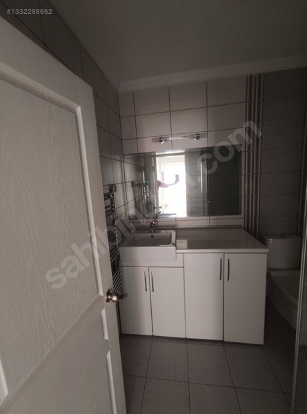 Yukarı Bahçelievler De Katta 3+1 — fotoğraf 15