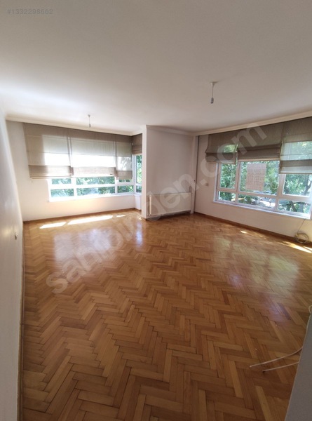 Yukarı Bahçelievler De Katta 3+1 — fotoğraf 24