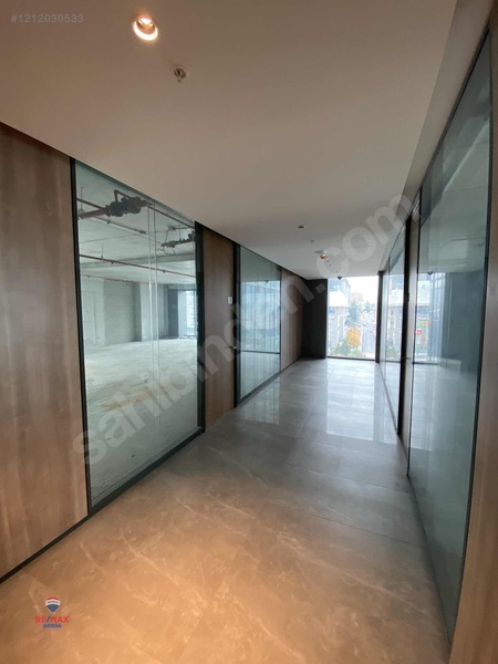 Dev Proje Nev201'de Avantajlı Kiralık Tam Kat Ofis — fotoğraf 4