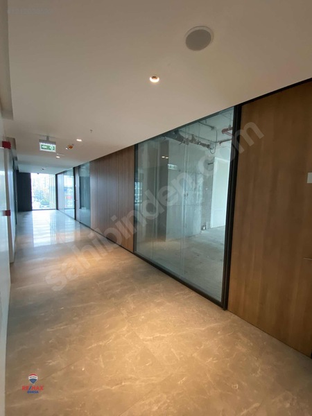 Dev Proje Nev201'de Avantajlı Kiralık Tam Kat Ofis — fotoğraf 5