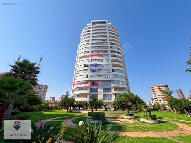 Remax Pars'tan Saray Sapphıre'de Yenilenmiş 4+1