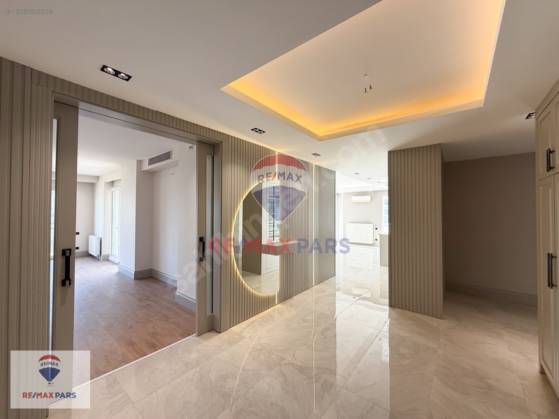 Remax Pars'tan Saray Sapphıre'de Yenilenmiş 4+1 — fotoğraf 4