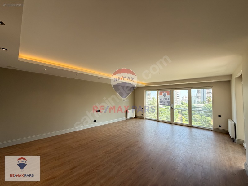 Remax Pars'tan Saray Sapphıre'de Yenilenmiş 4+1 — fotoğraf 5