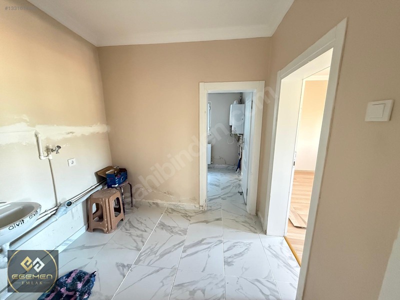 Egemen Emlak'tan Kurtuluş Mahallesi'nde Kiralık 2+0 Daire — fotoğraf 9