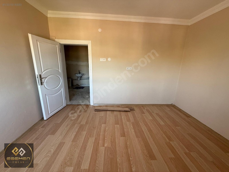 Egemen Emlak'tan Kurtuluş Mahallesi'nde Kiralık 2+0 Daire — fotoğraf 12