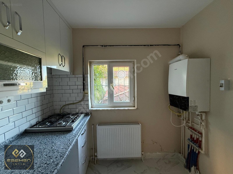 Egemen Emlak'tan Kurtuluş Mahallesi'nde Kiralık 2+0 Daire — fotoğraf 23