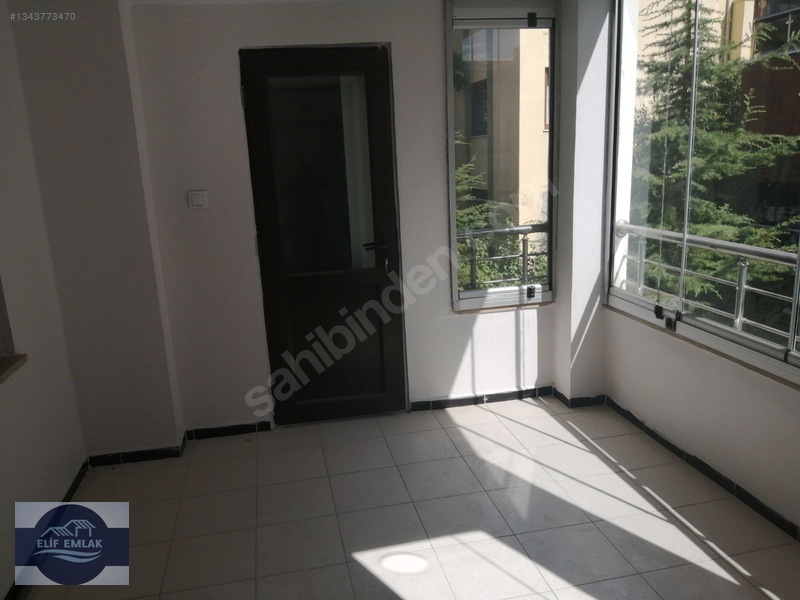 Elif Emlaktan Cumhuriyet Mahalleside 220 M2 Satılık Daire — fotoğraf 3