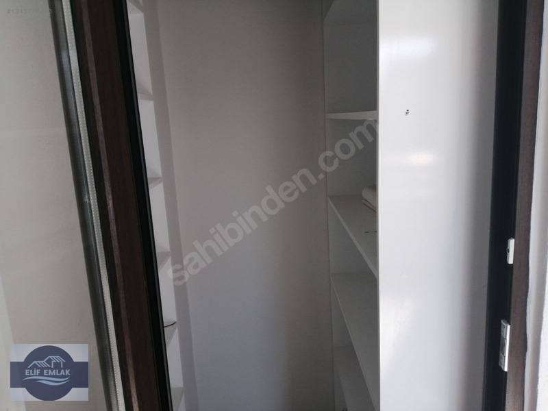 Elif Emlaktan Cumhuriyet Mahalleside 220 M2 Satılık Daire — fotoğraf 4