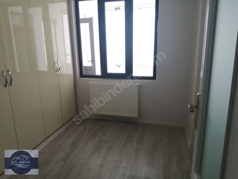 Elif Emlaktan Cumhuriyet Mahalleside 220 M2 Satılık Daire — fotoğraf 16