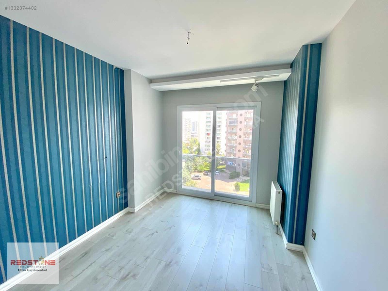 50. Yıl Mahallesinde Site İçerisinde 4+1 Geniş Satılık Daire — fotoğraf 12