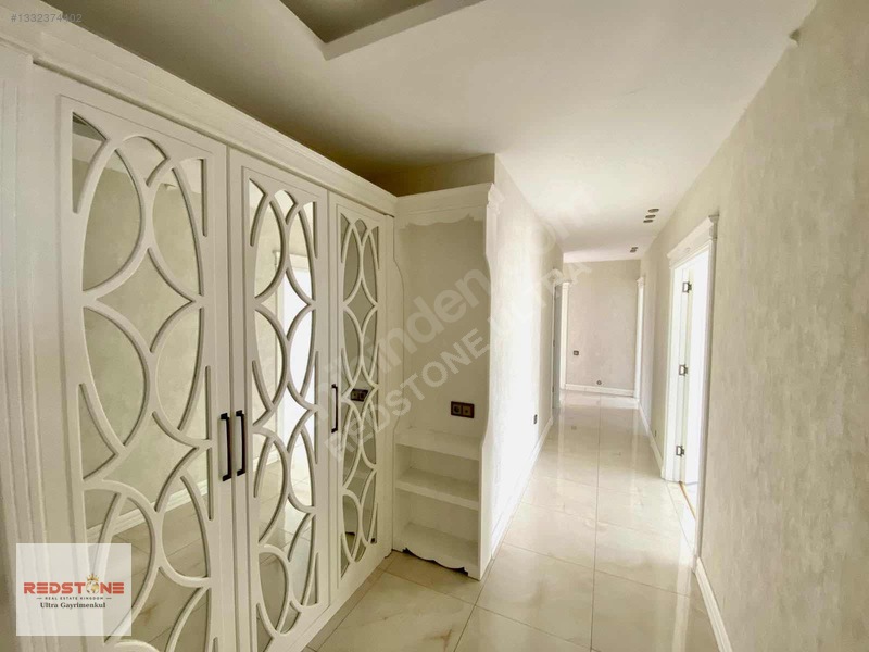 50. Yıl Mahallesinde Site İçerisinde 4+1 Geniş Satılık Daire — fotoğraf 19