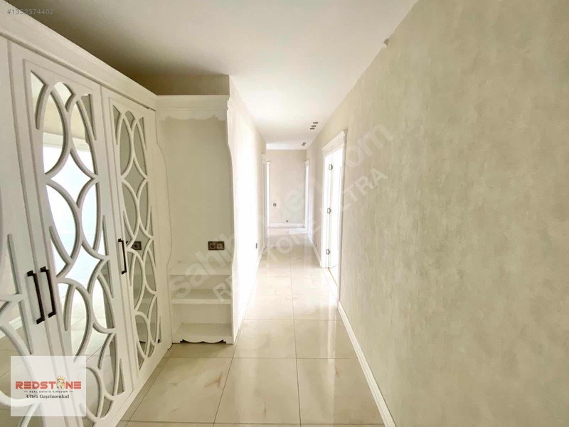 50. Yıl Mahallesinde Site İçerisinde 4+1 Geniş Satılık Daire — fotoğraf 20
