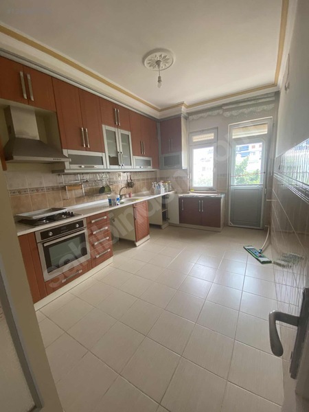 Pazarci'da Kiralık 2+1 Ayrı Mutfaklı Daire (100m²) — fotoğraf 3