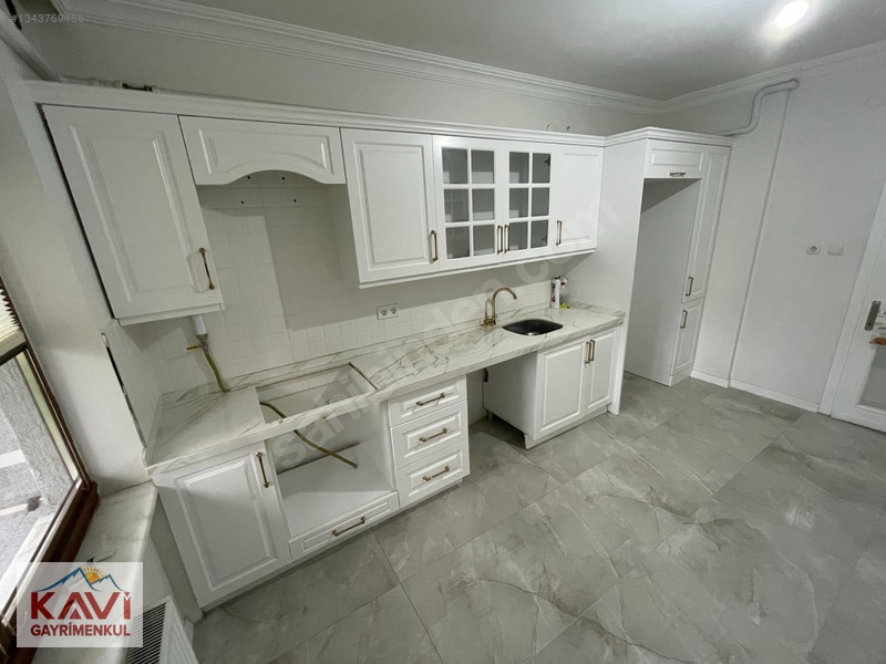 Aydınlıkevlerde Site İçinde Kiralık Daire / Kavi Gayrimenkulden — fotoğraf 5