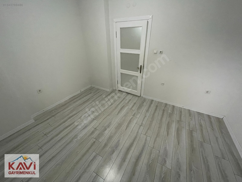 Aydınlıkevlerde Site İçinde Kiralık Daire / Kavi Gayrimenkulden — fotoğraf 18