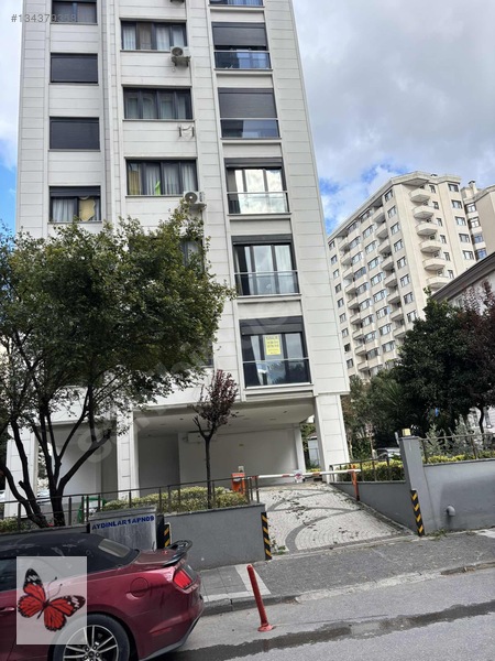 Tüccarbaşında Mınıbüs Caddesıne Yakın 2+1 Kombılı 10 Yaşında — fotoğraf 2