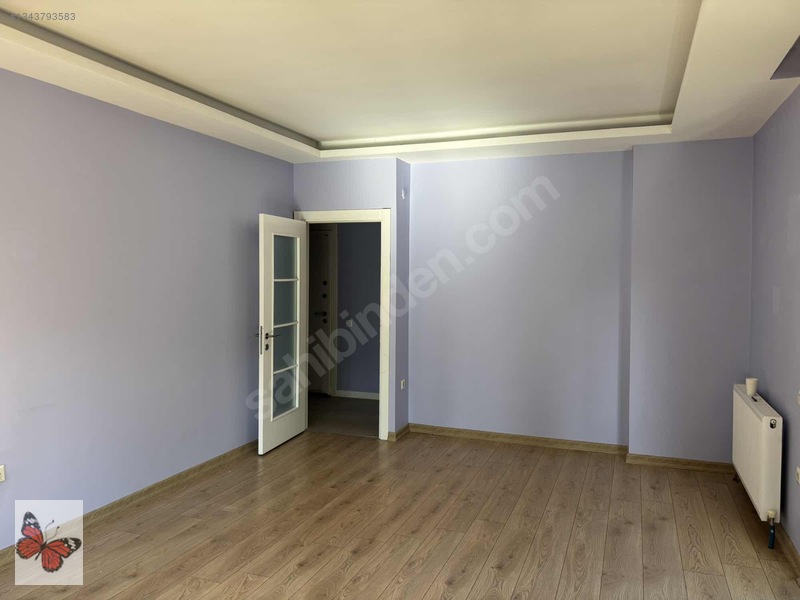 Tüccarbaşında Mınıbüs Caddesıne Yakın 2+1 Kombılı 10 Yaşında — fotoğraf 6