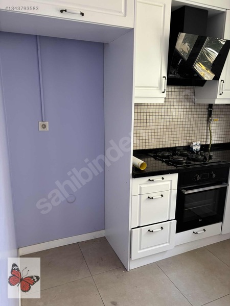 Tüccarbaşında Mınıbüs Caddesıne Yakın 2+1 Kombılı 10 Yaşında — fotoğraf 9