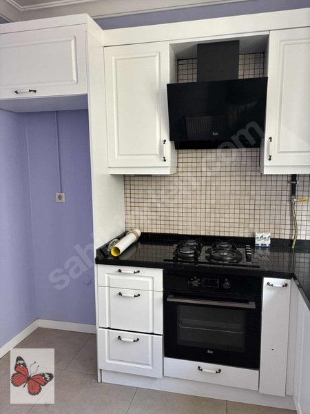 Tüccarbaşında Mınıbüs Caddesıne Yakın 2+1 Kombılı 10 Yaşında — fotoğraf 10