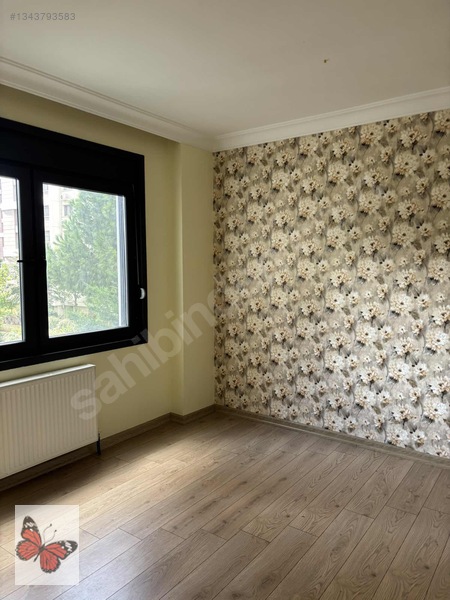 Tüccarbaşında Mınıbüs Caddesıne Yakın 2+1 Kombılı 10 Yaşında — fotoğraf 19