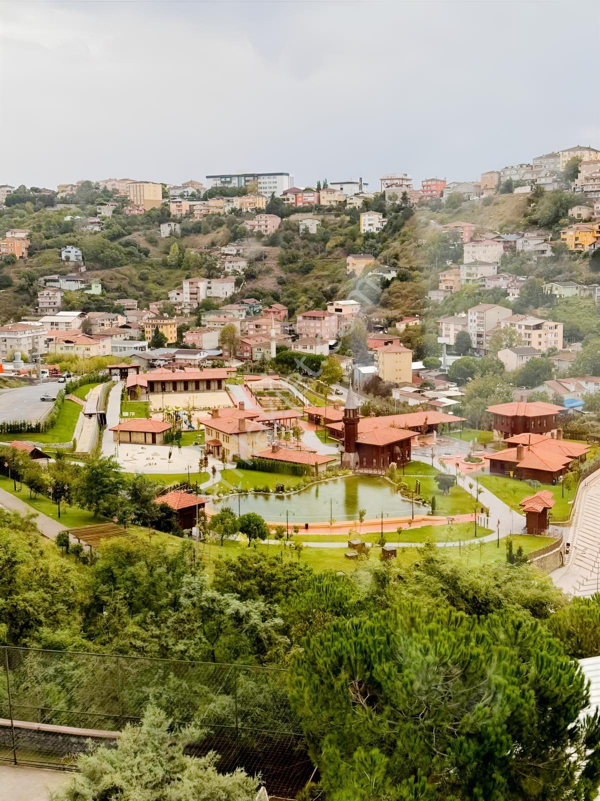 Çengelköyde Havuzlu Site İçerisinde Satılık Eşyalı 3+1 Daire — fotoğraf 18