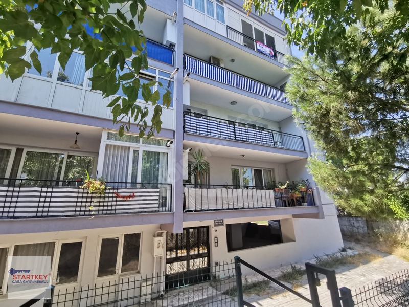 Çiğli Ataşehir'de Merkezi Konumda Kiralık 3+1 Daire