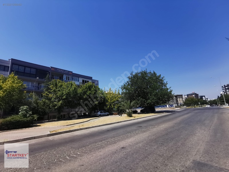Çiğli Ataşehir'de Merkezi Konumda Kiralık 3+1 Daire — fotoğraf 33