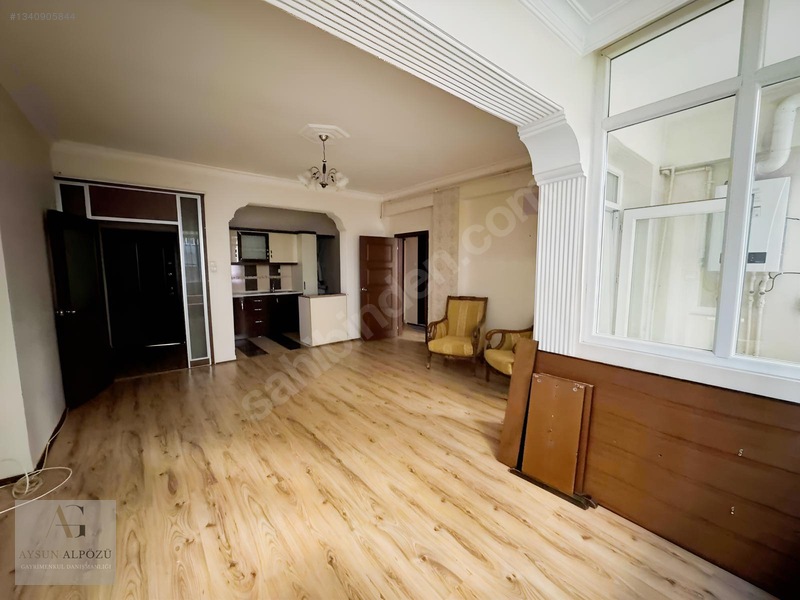 Karşıyaka Bahçeli Evler Mah. 2+1 Doğalgaz Kombili Kiralık Daire — fotoğraf 4