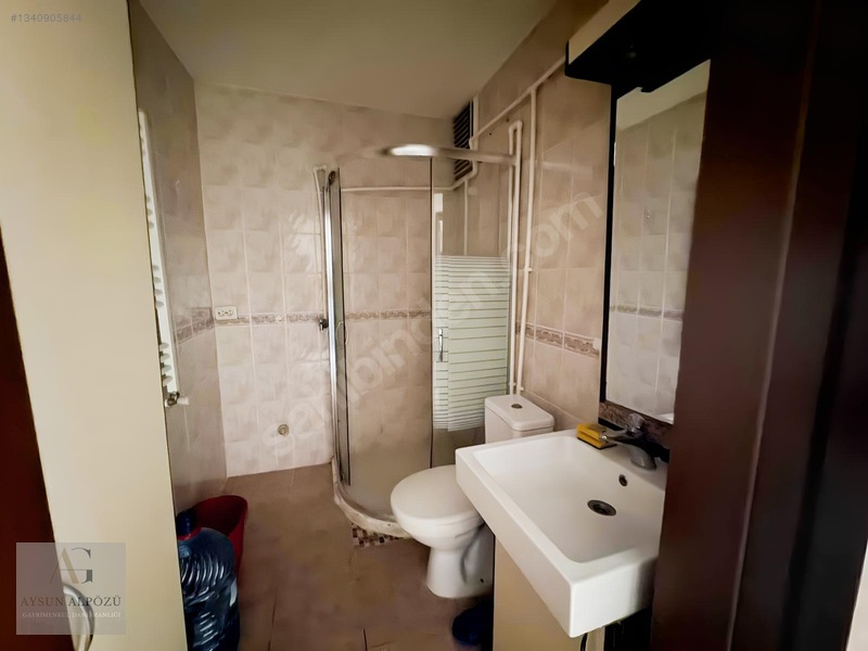 Karşıyaka Bahçeli Evler Mah. 2+1 Doğalgaz Kombili Kiralık Daire — fotoğraf 9