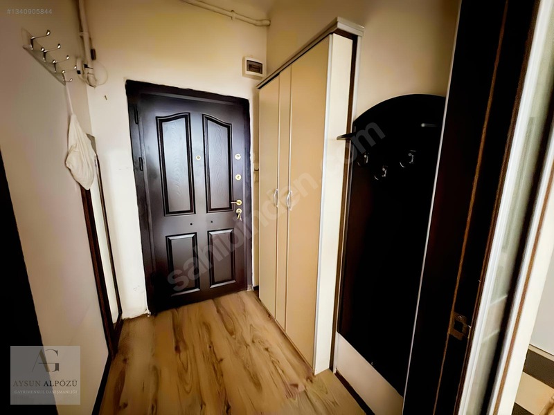 Karşıyaka Bahçeli Evler Mah. 2+1 Doğalgaz Kombili Kiralık Daire — fotoğraf 23